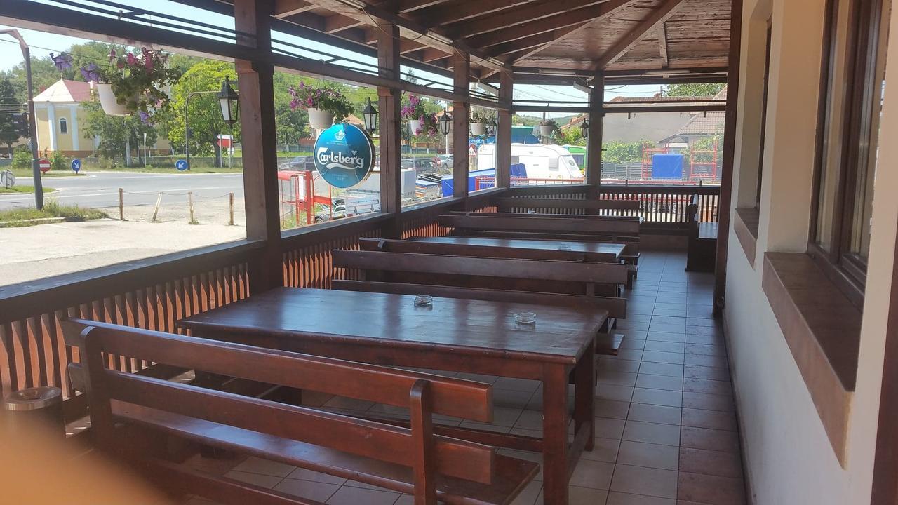 Motel Restaurant Lowe Deva Dış mekan fotoğraf