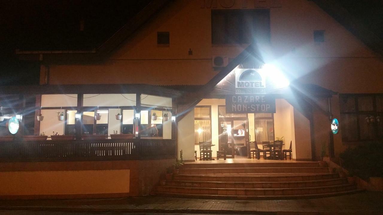 Motel Restaurant Lowe Deva Dış mekan fotoğraf