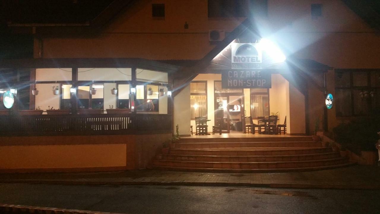 Motel Restaurant Lowe Deva Dış mekan fotoğraf