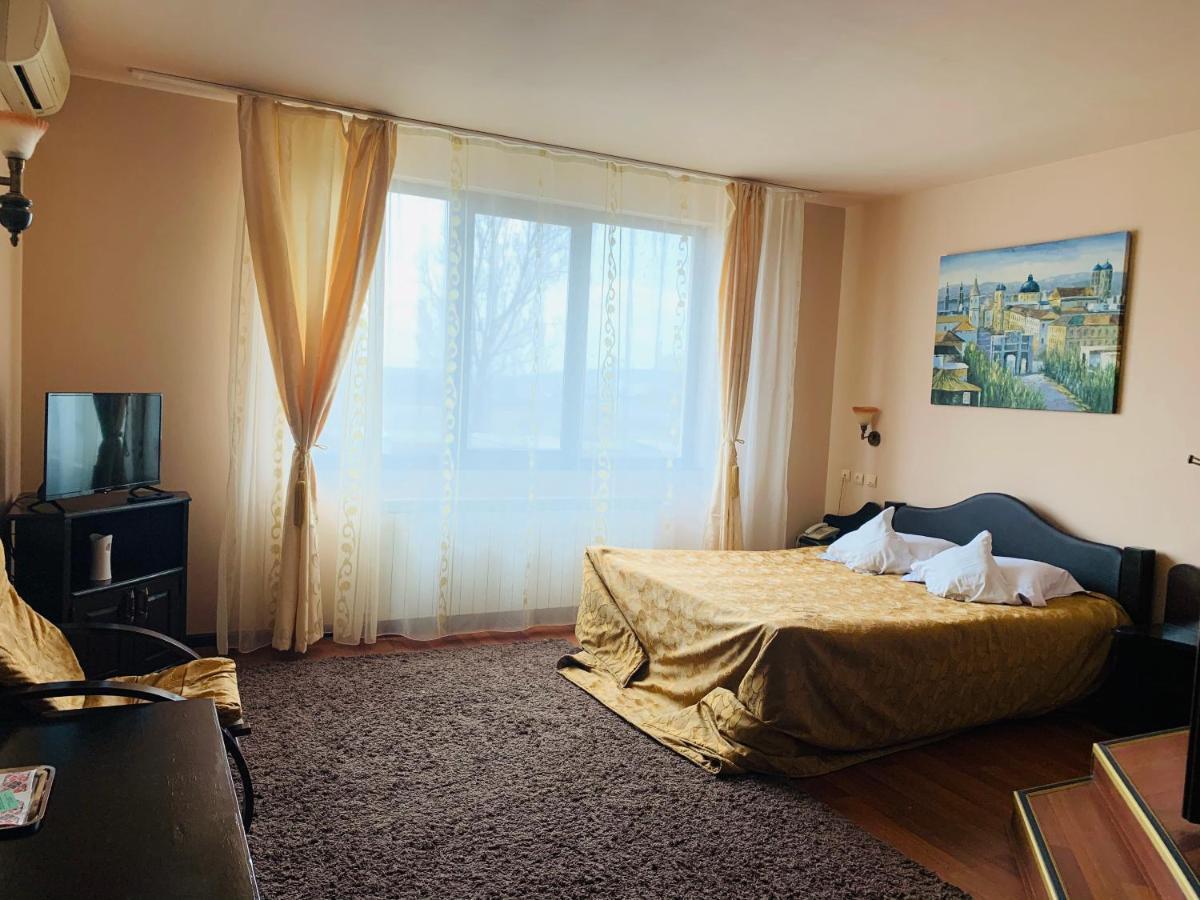 Motel Restaurant Lowe Deva Dış mekan fotoğraf