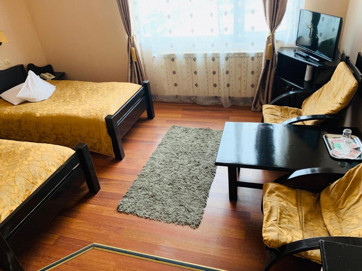 Motel Restaurant Lowe Deva Dış mekan fotoğraf